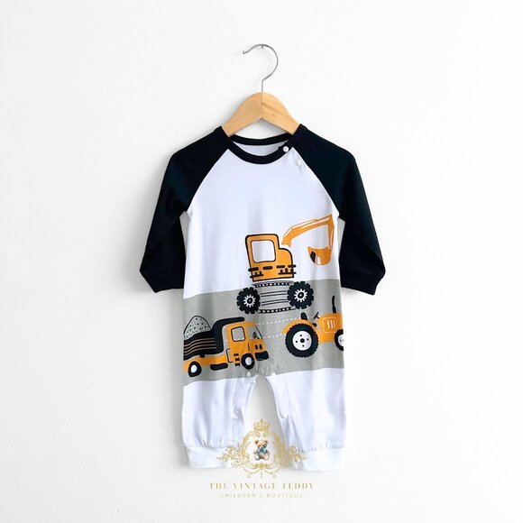 NWT Cute Boys Sleep N' Play One-piece Rompers Set of 2 Construction Trucks 0-3M - Picture 2 of 5